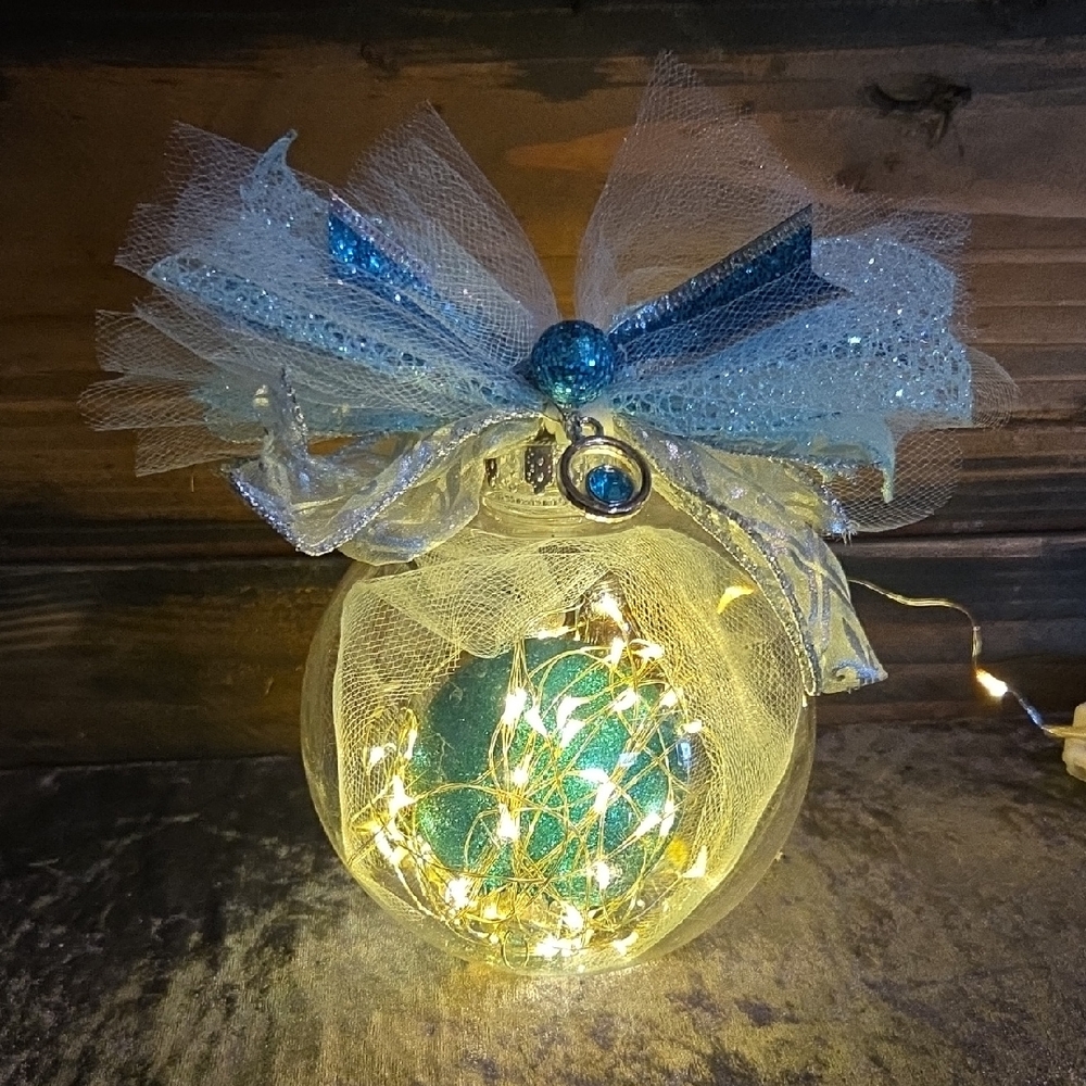 Elegant Holiday Light Up Christmas Glitter Shelf Ornament